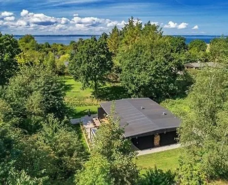 펜션 Nature Plot With Stream By Lohals